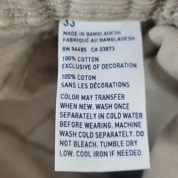 AEO Slim Straight Corduroy Roll Hem Shorts, Size 33. - Picture 4 of 5